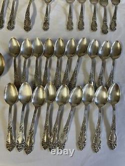 40 Pc Reed & Barton 1945 Festivity Silverplate Flatware Set No Monograms