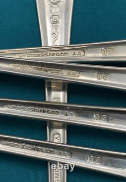 43 Pcs 1953 JUBILEE Silverplated Flatware FORKS SPOONS KNIVES Wm Rogers Mfg Co