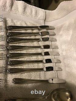 44 pc Complete set 1847 Rogers Silverplate Flatware f/ 8 DAFFODIL withserving pcs