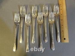 46pc 1847 ROGERS BROS ADORATION SILVERPLATE FLATWARE SET SERVICE FOR 8(SP-LOT 1)