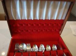 47 Old Colony 1911 By 1847 Rogers Bros. Flatware Set