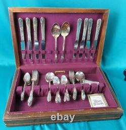 50 PC International EXQUISITE 1940 Silverplate Flatware Set Service For 8