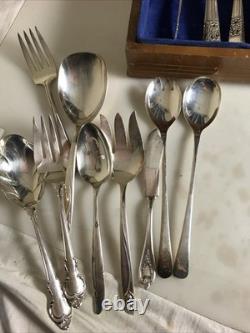 52 Oneida Community Silverplate CORONATION Flatware Service 16 Hampton Court