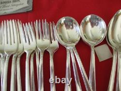 (52) Pc. 1847 Rogers Silverplate Flatware Set, Service 8, 1937 First Love #25