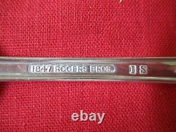 (53) Pc Set 1847 Rogers Silverplate Flatware, 1941 Eternally Yours #17