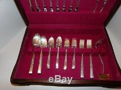 53 Pieces Oneida Community Morning Star Silverplate Flatware Set with refinished