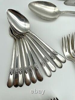 53 pcs 1847 Rogers Brothers ADORATION IS Silverplate Flatware Silverware