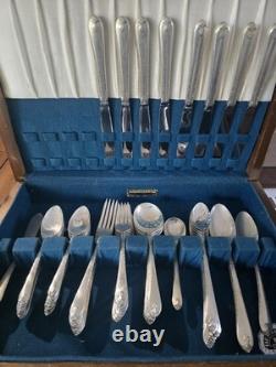 58 piece Wm Rogers & Son International Silver 1940's EXQUISITE pattern