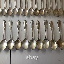 59 pcs King James 1881 Rogers Oneida Silverplate Flatware Silverware