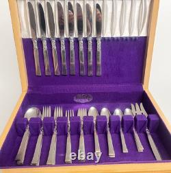 60 Pieces Vtg Oneida Community South Seas Silver plate Flatware Set Serves 7
