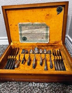 61 Pcs Rogers & Bros 1933 Inspiration Corn Pattern IS Silverplate Boxed Set