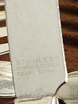 69 piece set of Vintage Oneida LTD Rogers Silverplates Silverware