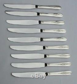 70 Piece Set 1939 ROYAL ROSE Silverplate Flatware Oneida Nobility with Chest