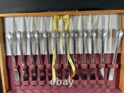 71 pc set Rogers Remembrance Silverplate Flatware withChest