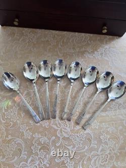 72 pc Nobility Silverplate Flatware CAPRICE with Wood Box, Oneida Silver 1937