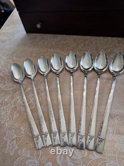 72 pc Nobility Silverplate Flatware CAPRICE with Wood Box, Oneida Silver 1937