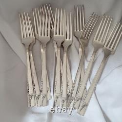 80 Pc Silverplate CAPRICE Service for 12 Oneida Nobility Plate Flatware Set Case