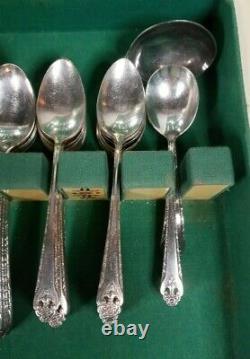 82 Pc. Lovely Lady Holmes & Edwards Silverplate Flatware Set With Case