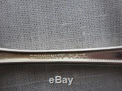 86 Pcs Community Grosvenor N. Allen Grosvenor Silverplate Flatware Set