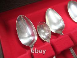 89pc Service for 12 1847 Rogers Bros IS Eternally Yours Silverplate Flatware Set