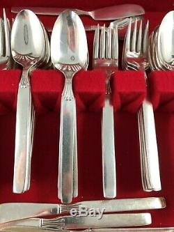 90 Pc. Set Twilight Silverplate Flatware Community Onieda Chest is not included