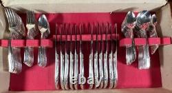 90 pc set Oneida Lilac Time Silverplate Flatware withcase