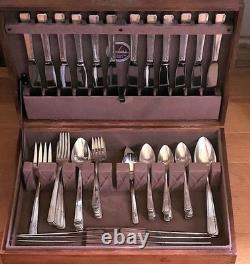91 Pc Oneida Prestige GRENOBLE Silverplate SERVICE FOR 12 Flatware Set Wood Case