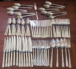 91 Pc Oneida Prestige GRENOBLE Silverplate SERVICE FOR 12 Flatware Set Wood Case