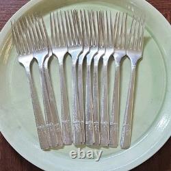 91 Pc Oneida Prestige GRENOBLE Silverplate SERVICE FOR 12 Flatware Set Wood Case