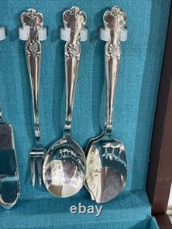 91 Piece 1950 SIGNATURE Company Plate Silverware Monogram D Wooden Box