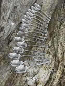 91 Piece 1950 SIGNATURE Company Plate Silverware Monogram D Wooden Box