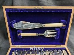 Antique Allen & Darwin Silverplate 26pc. Fish Cutlery Set In Fitted Case