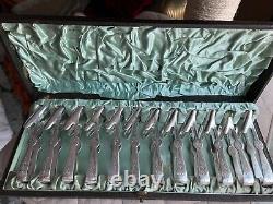 Antique Asparagus tongs SET 12 BOXED English silver Plate EXCELLENT