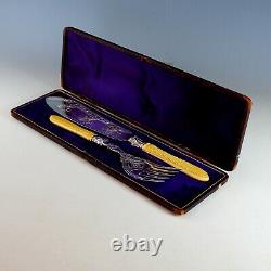 Antique Boxed Reticulated Silverplate Fish Set, Cool Handles