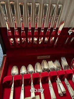 Antique Community The Finest Silver plate Flatware Set Morning Star Pattern