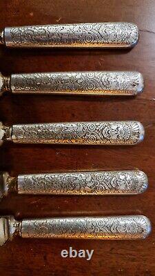 Antique Victorian 1847 Rogers Assyrian Head Silverplate 5 dinner knives