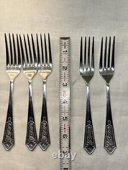 BEAUTIFUL IRISH 49 PC NEWBRIDGE CELTIC SILVERWARE Set EPNS A1 In Box