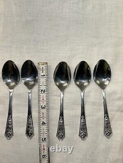 BEAUTIFUL IRISH 49 PC NEWBRIDGE CELTIC SILVERWARE Set EPNS A1 In Box