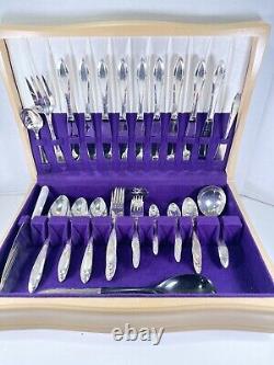 BEAUTIFUL NOBILITY PLATE 1937 SILVERWARE REVERIE 72 PIECE 9 PLACE SETTING With BOX