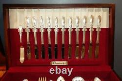 BEAUTIFUL Oneida Community WHITE ORCHID SilverPlate GRILLE FLATWARE SET in Box