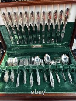 CommunityRogers & Bro Silverplate FlatwareSet with WoodenCase 50+ Pieces