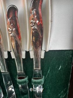 CommunityRogers & Bro Silverplate FlatwareSet with WoodenCase 50+ Pieces