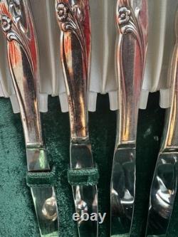 CommunityRogers & Bro Silverplate FlatwareSet with WoodenCase 50+ Pieces