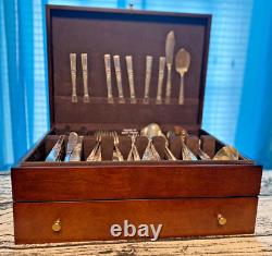 Community Oneida Silverplate Morning Star 81 Pcs Flatware Set VTG 1948 With Box