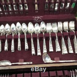 Coronation Complete 22 place settings +Serving Oneida Community Silverplate