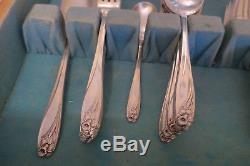 DAFFODIL 70 PC 1847 ROGERS BROS SILVERPLATE FLATWARE Set Service for 10