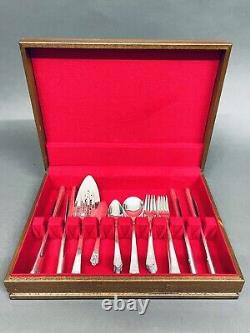 Fabulous 1941 Set of 35 Pc Original Precious Rogers Deluxe Plate Silverware