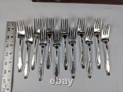 Holmes & Edward Jamestown 75pc Silverplate Flatware Set in Eureka Case