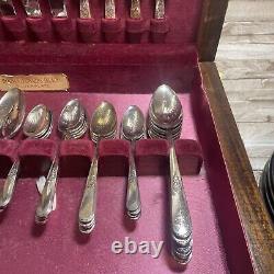 Holmes & Edwards Inlaid Flatware Set Of 43 Silverplate Plus Extra Read