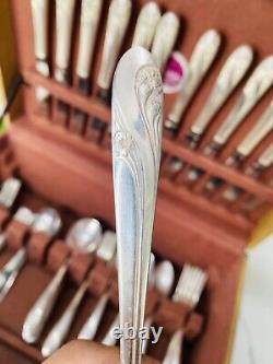 Holmes and Edwards Inlaid IS Romance Flatware Set 95 Pcs Lot Silverplate w Chest